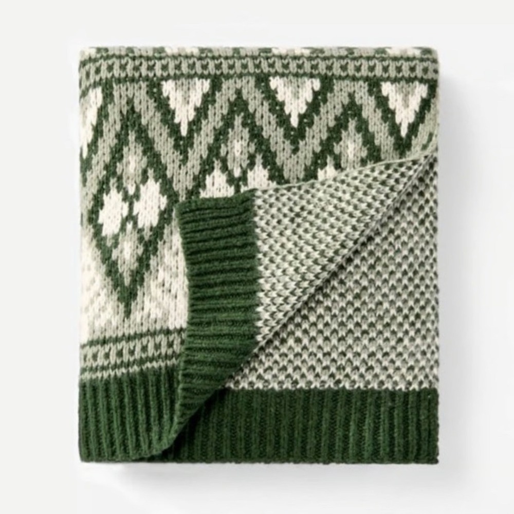 Knit Fair Isle Throw Blanket Green‎ – Threshold Studio McGee, Christmas 2024